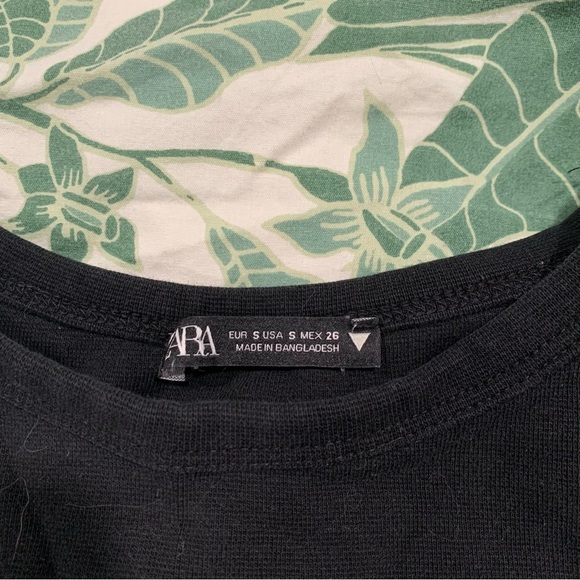 Zara crop tops (2 pack) - Picture 3 of 6